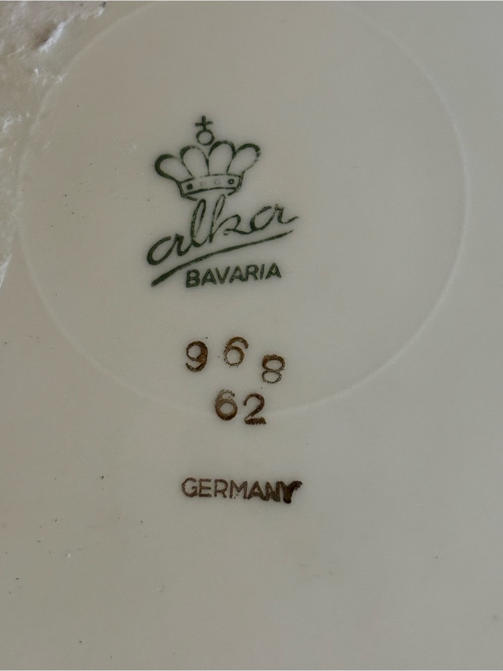 Vintage Alka Bavarian China Elegant Gold-Trimmed Luncheon Place setting - Picture 3 of 3